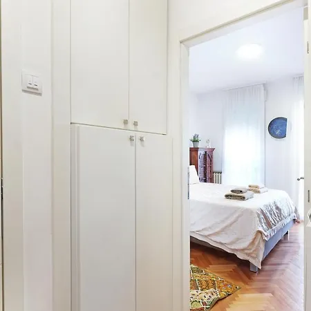 Paradise Exotic Star